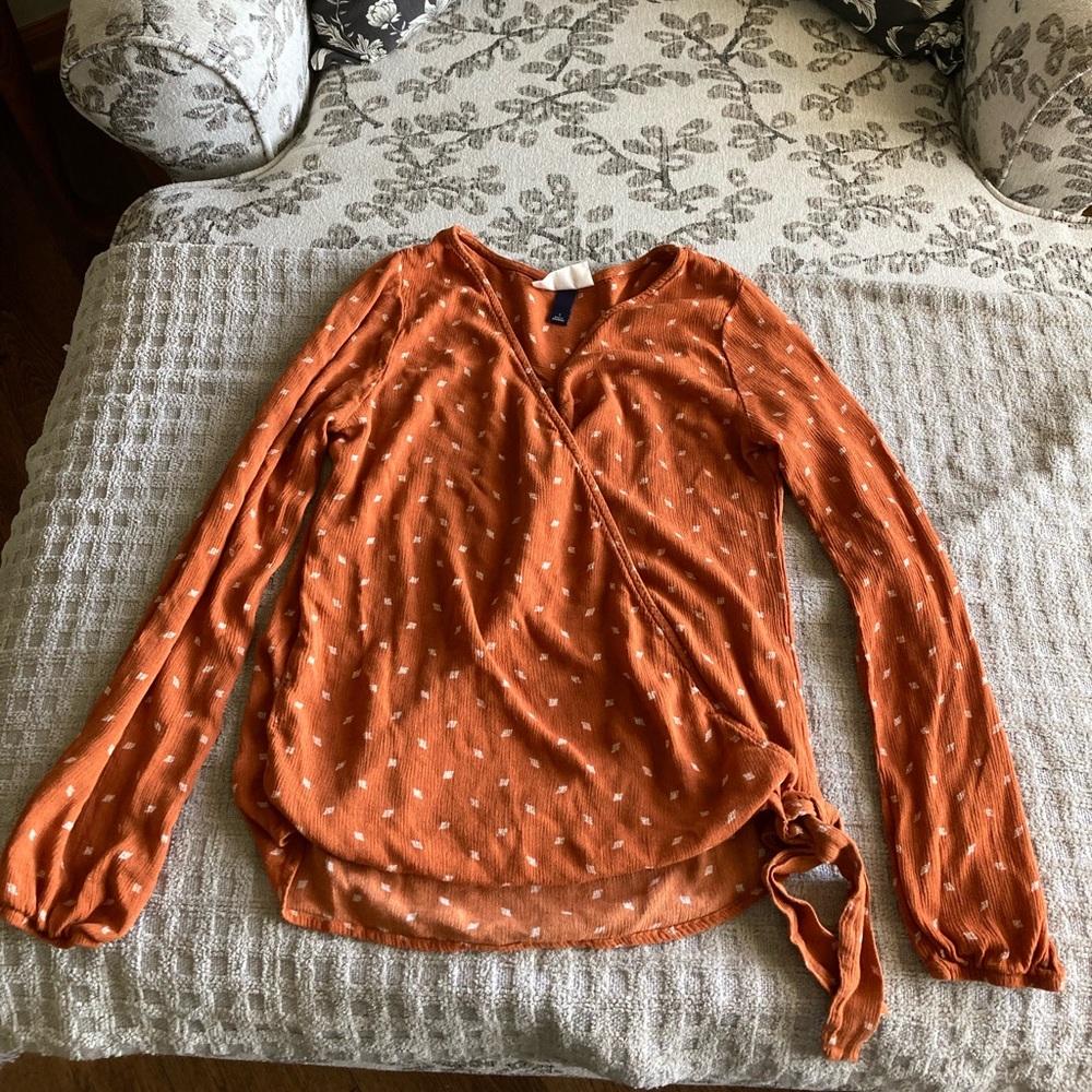 Women’s Universal Thread Orange/White Longsleeve Shirt Size Small EUC